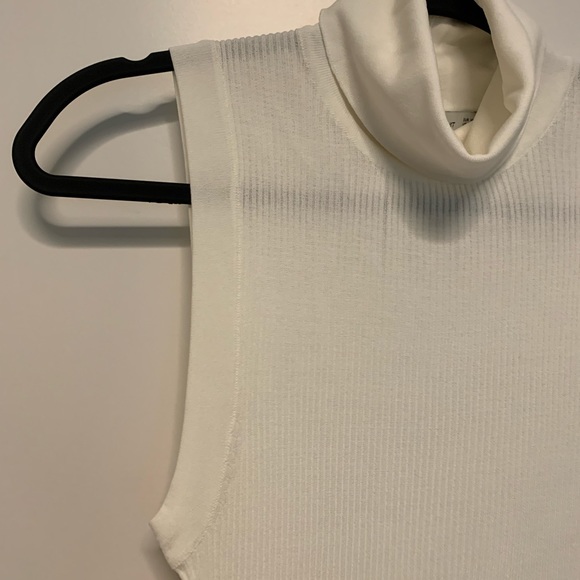 Zara Knit Sleeveless Top - Picture 4 of 5